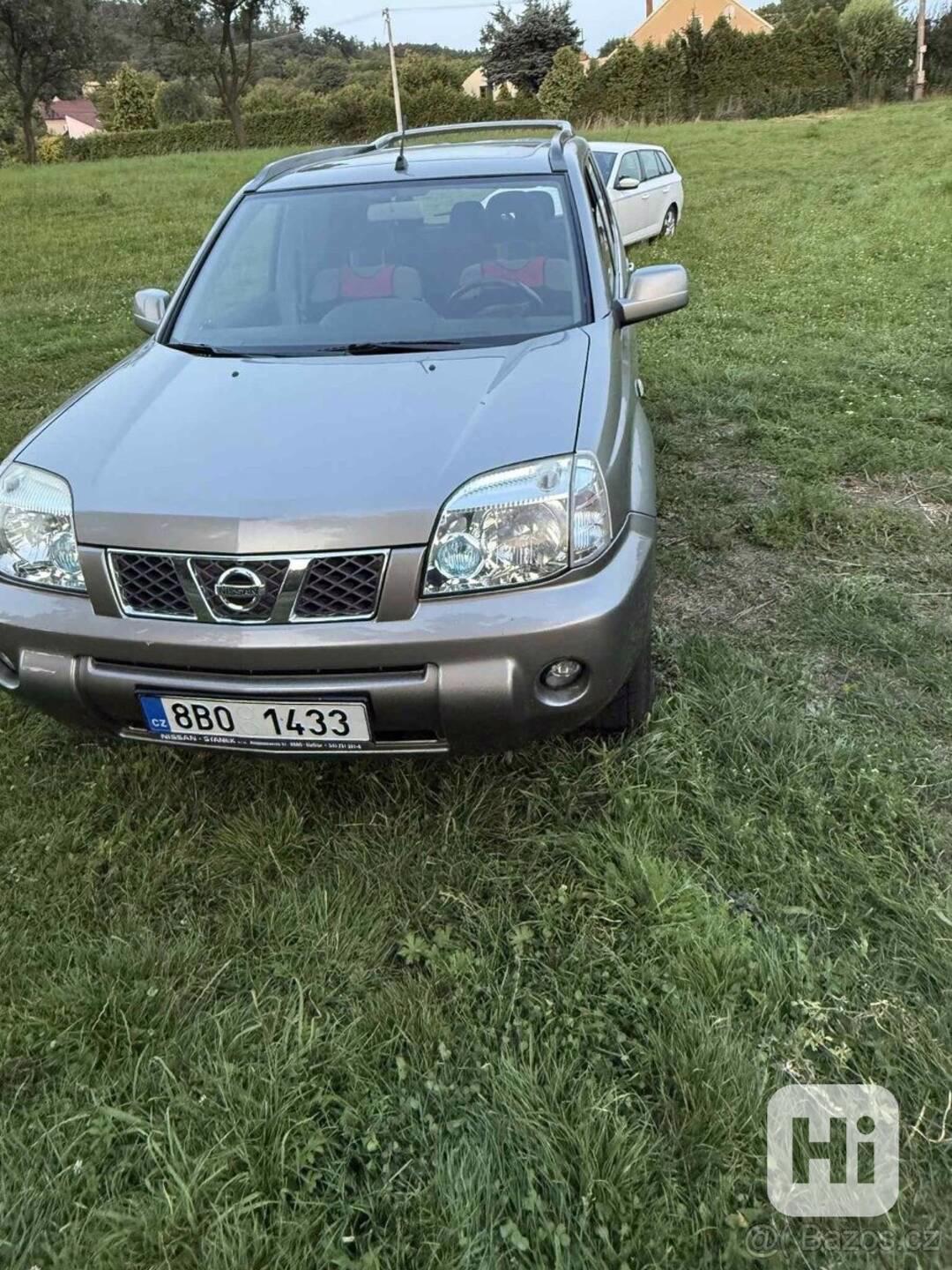 Nissan X-Trail 2,2 - foto 1