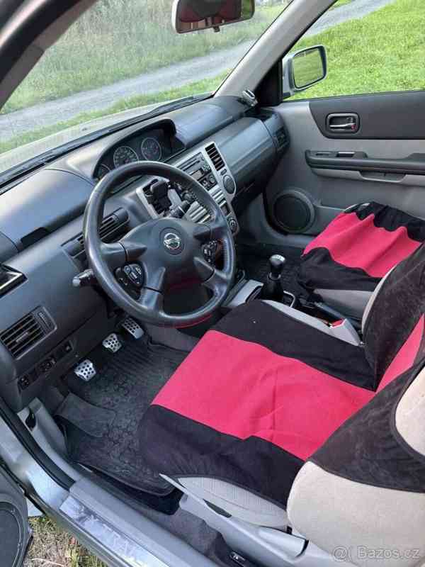 Nissan X-Trail 2,2 - foto 8