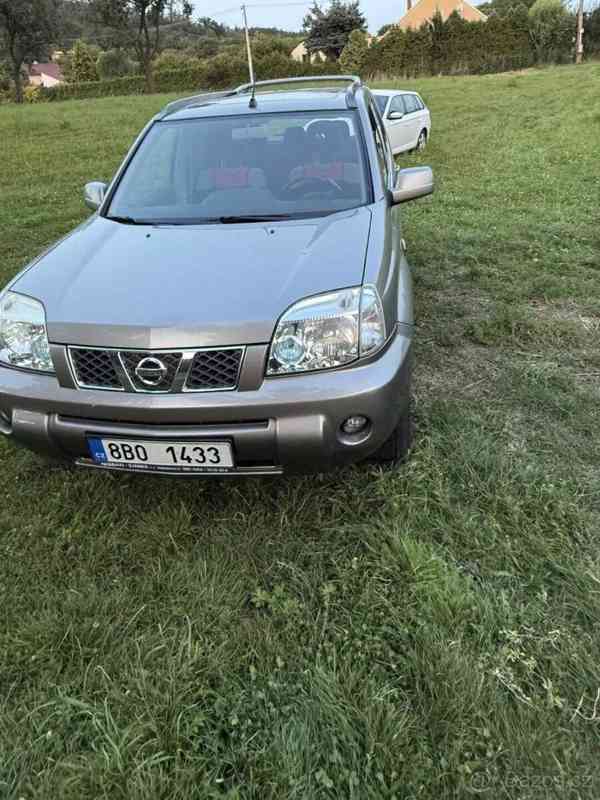 Nissan X-Trail 2,2 - foto 1