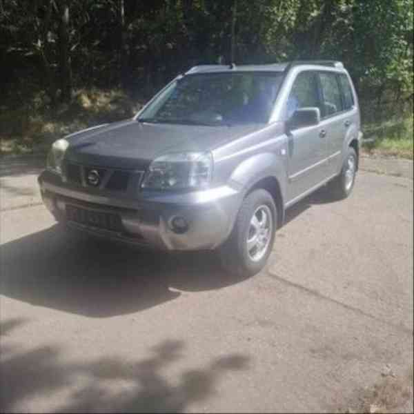 Nissan X-Trail 2,2 - foto 3