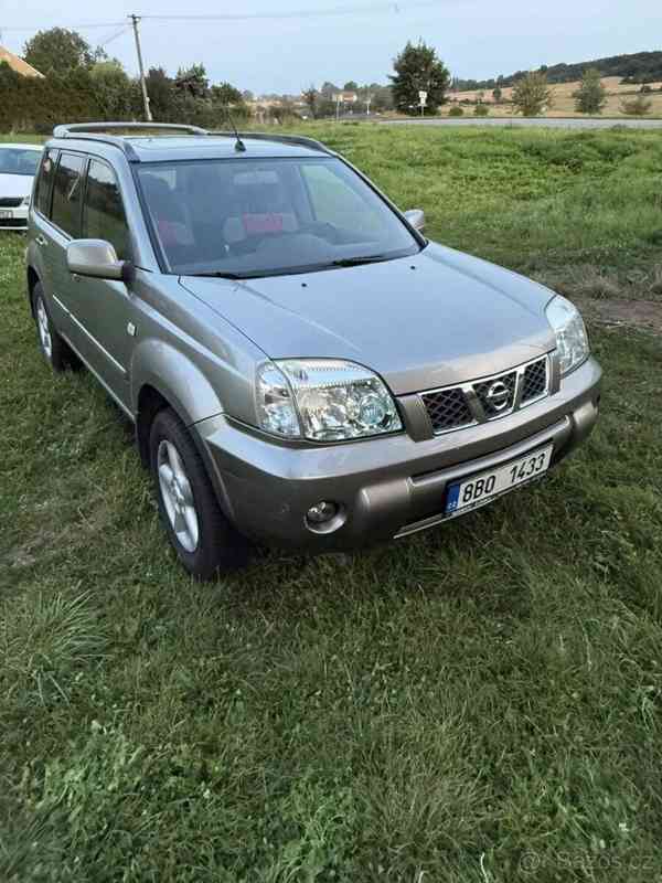 Nissan X-Trail 2,2 - foto 6