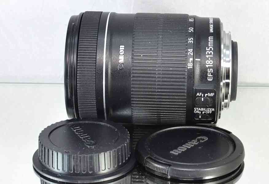 Canon EF-S 18-135mm f/3.5-5,6 IS **APS-C Zoom  - foto 3