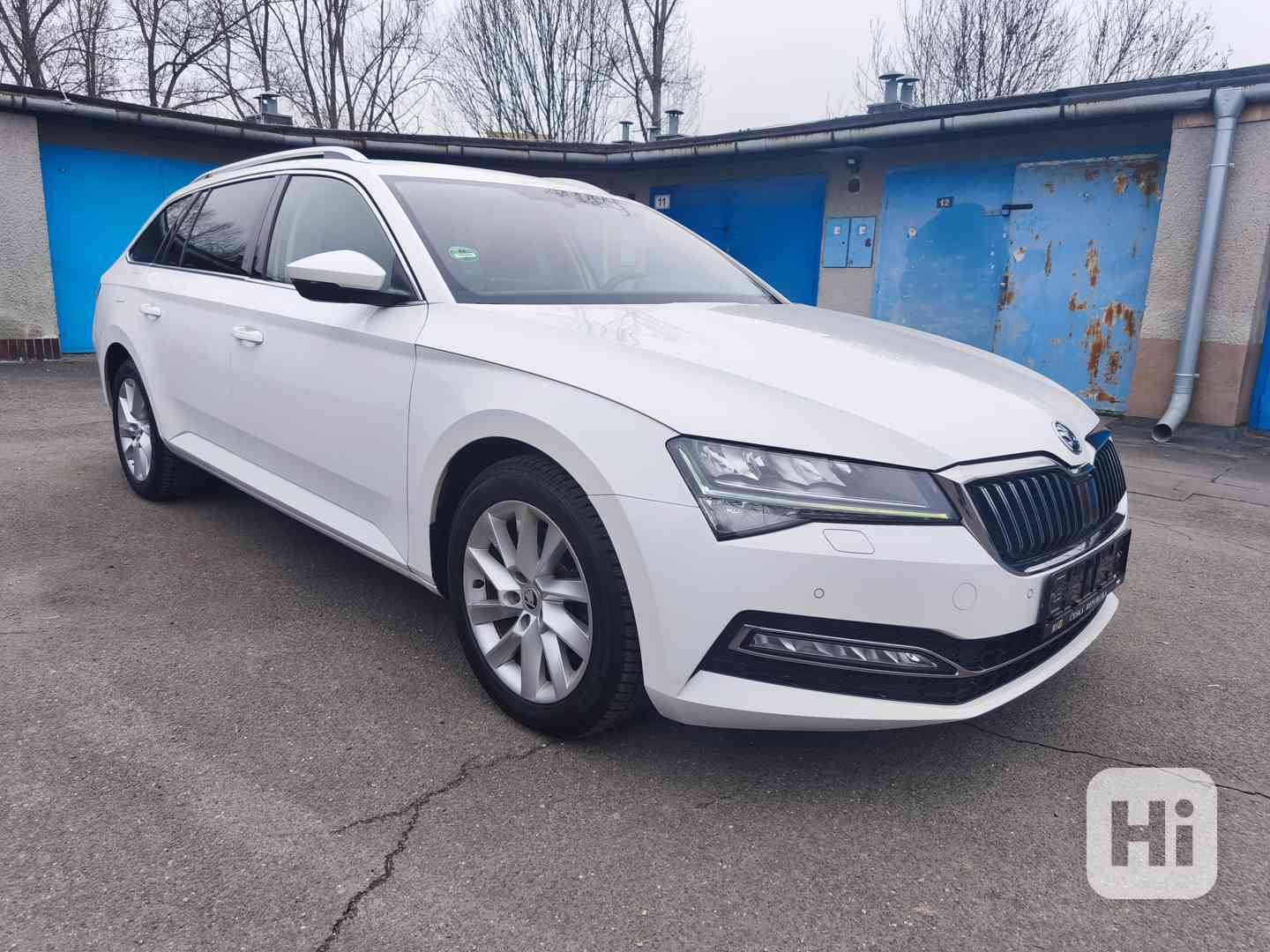 Superb 3 combi 2.0 TDi DSG,140 kW,Style,kamera,NAVI,DPH,ČR - foto 1