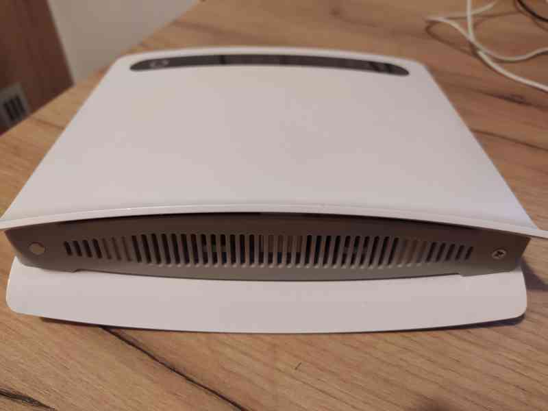 LTE modem Huawei Vodafone B3000 - foto 5