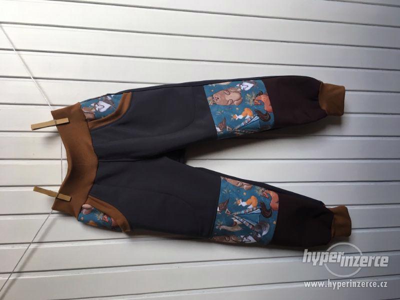 Softshell kalhoty 110/116 Skladem, Podzim/zima - foto 1