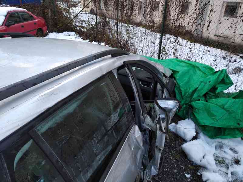 Škoda Octavia III. - poškozená, k opravě - poptávka  - foto 6