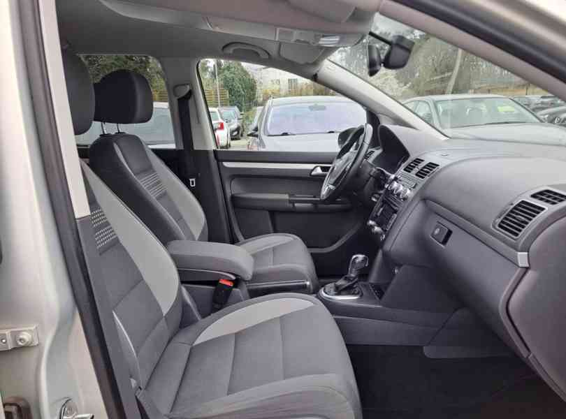 Volkswagen Touran 2,0TDI DSG Life 103kw - foto 8