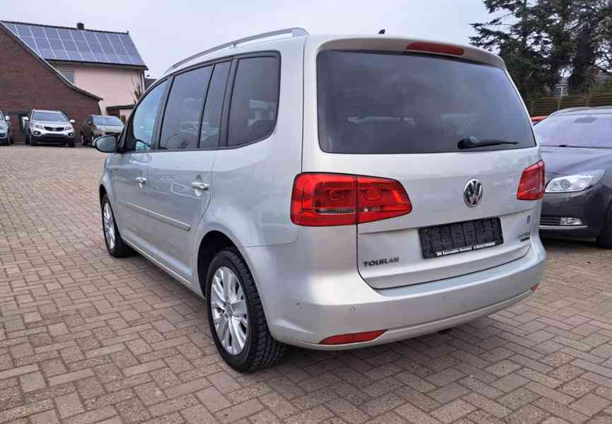 Volkswagen Touran 2,0TDI DSG Life 103kw - foto 7