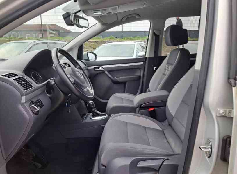 Volkswagen Touran 2,0TDI DSG Life 103kw - foto 10