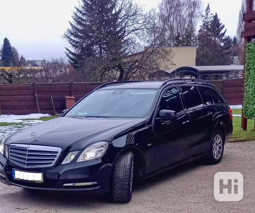 Prodám Mercedes-Benz 212 KOMBI - foto 1