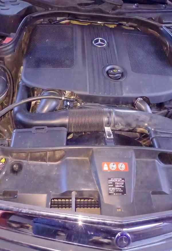 Prodám Mercedes-Benz 212 KOMBI - foto 22