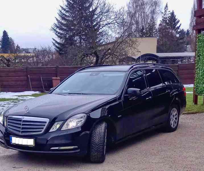 Prodám Mercedes-Benz 212 KOMBI - foto 1