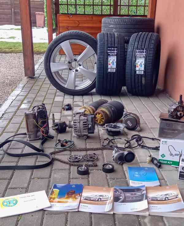 Prodám Mercedes-Benz 212 KOMBI - foto 16