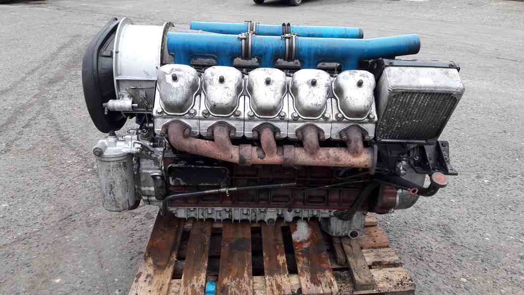 Motor Tatra 815 10 válců T1 - foto 2