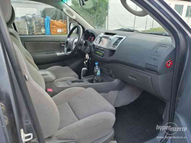 Toyota Hilux Double Cab Executive 126kw - foto 6