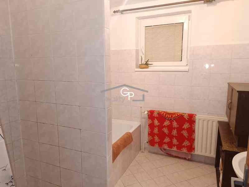 Pronájem RD s garáží a zahradou, Včelná u ČB - foto 11