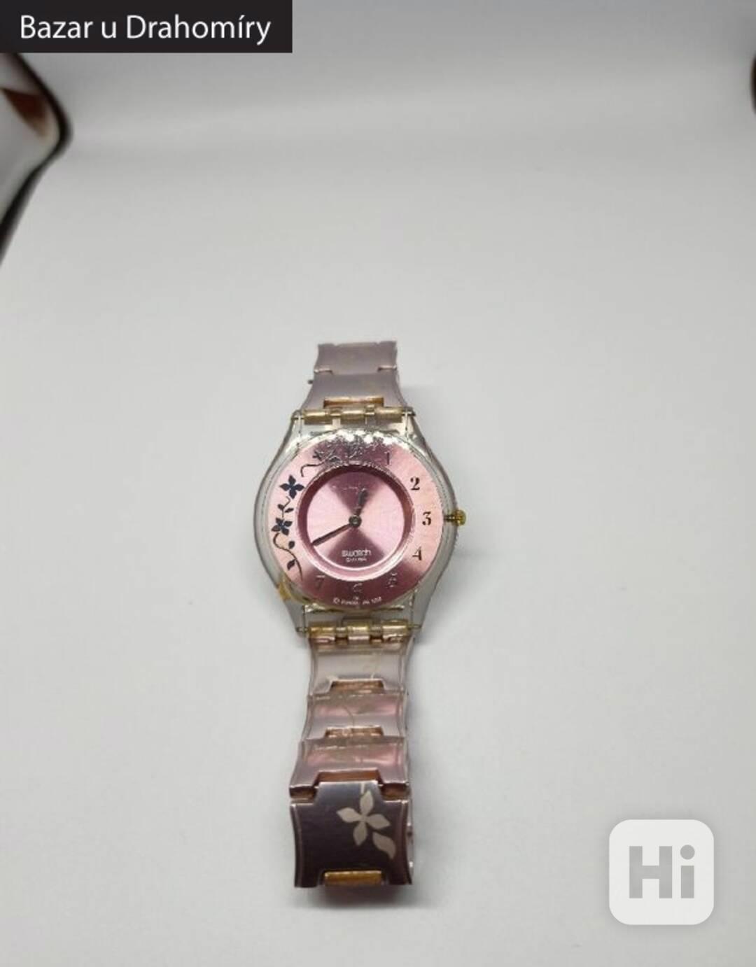Náramkové dámské hodinky SWATCH - foto 1
