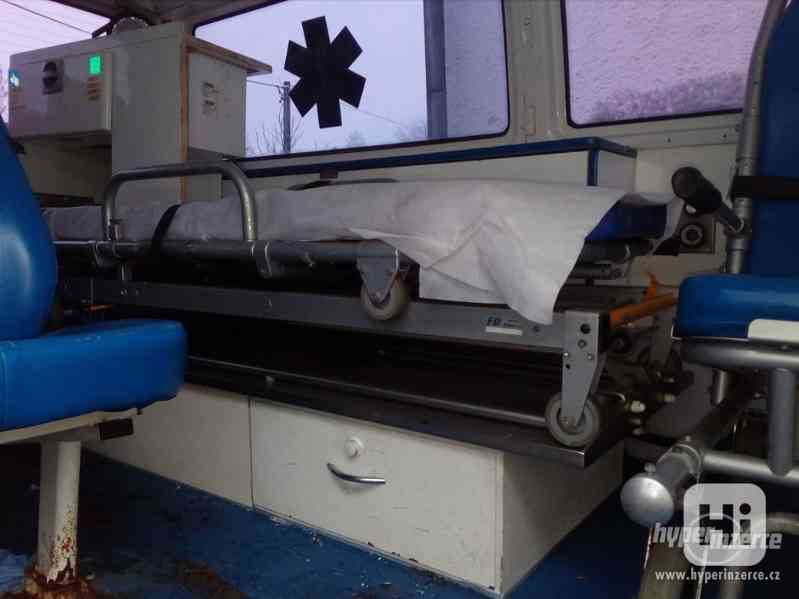 SANITNÍ INTERIER do vozidla VW T4 LONG - homologováno - foto 2