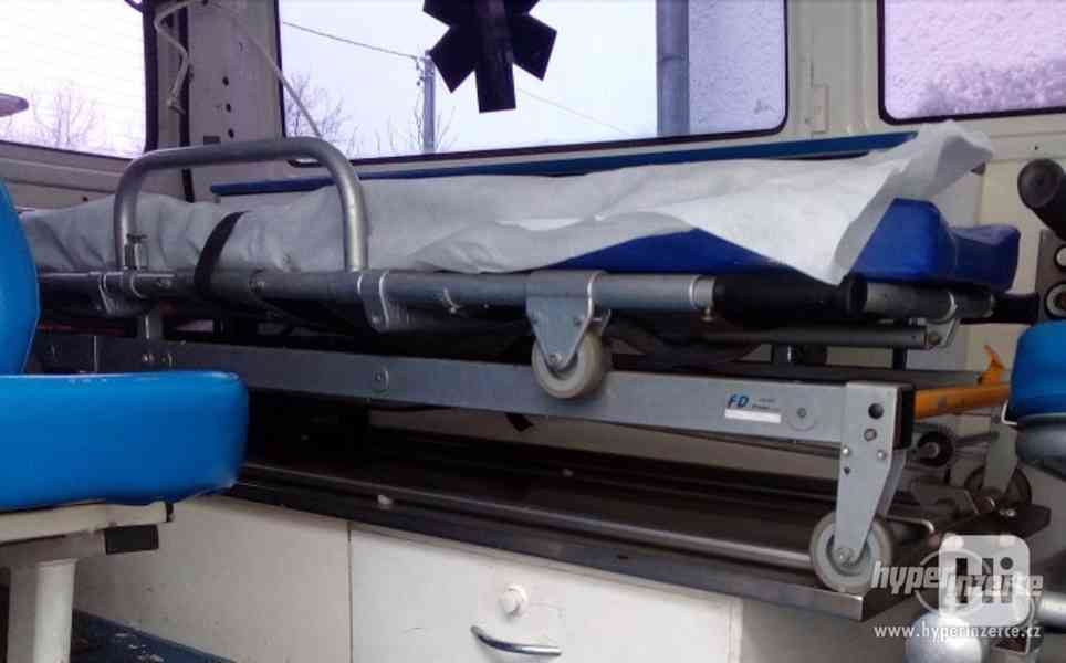 SANITNÍ INTERIER do vozidla VW T4 LONG - homologováno - foto 6