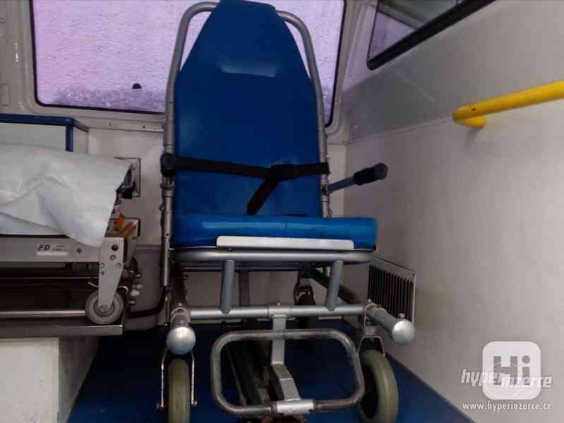 SANITNÍ INTERIER do vozidla VW T4 LONG - homologováno - foto 10