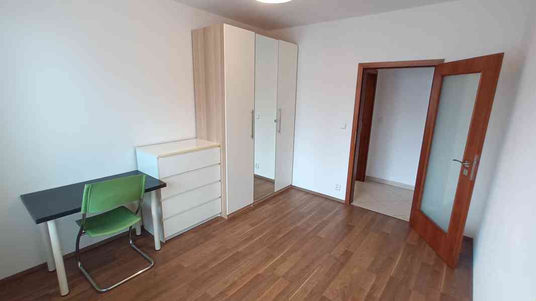 Pronájem bytu 3+kk/lodžie, garážové stání, Praze 5 – Zličín - foto 12