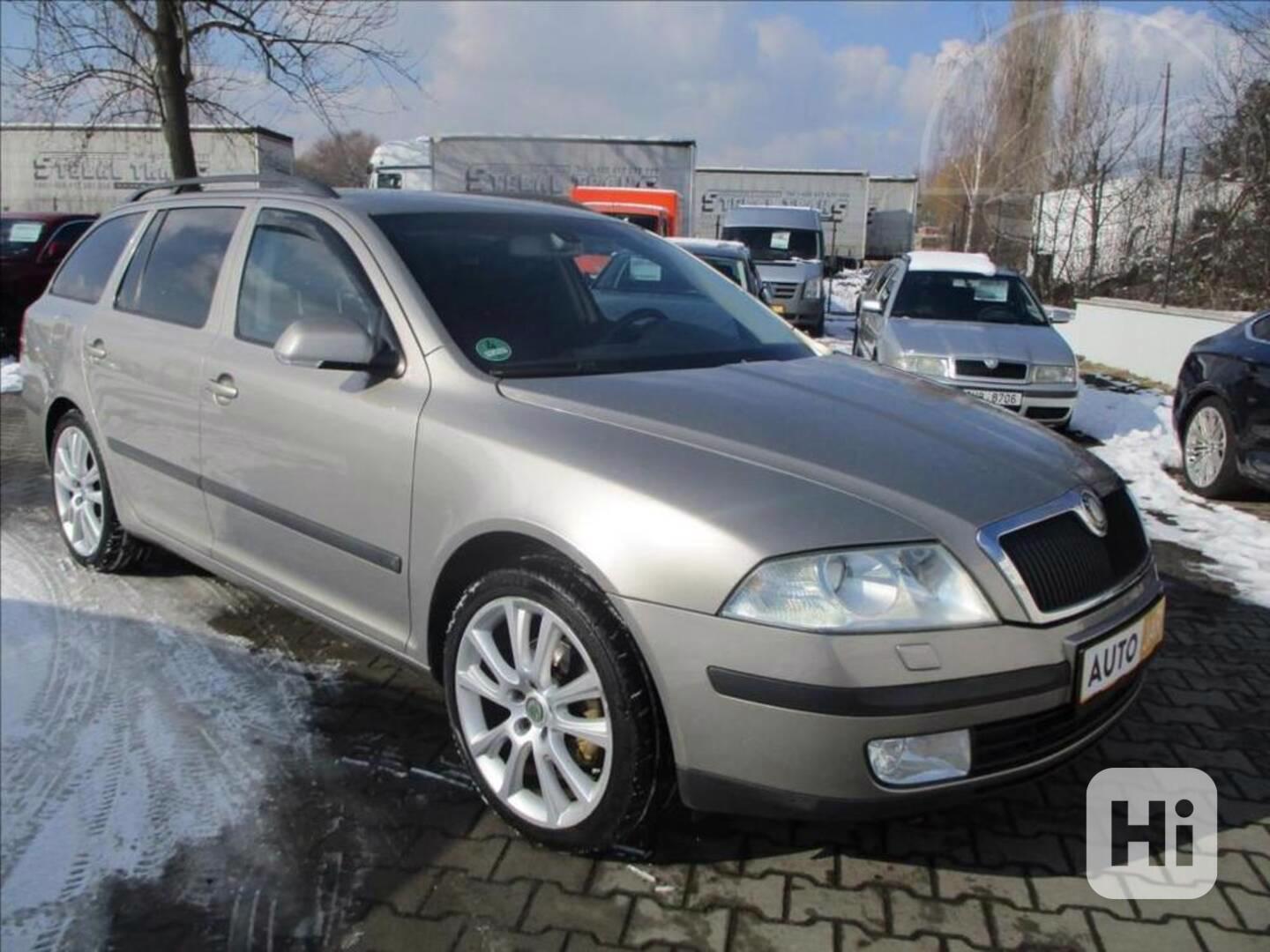 Škoda Octavia 2,0 TDI DSG - foto 1