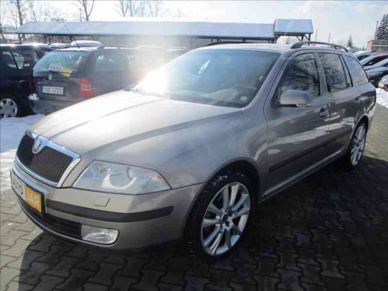 Škoda Octavia 2,0 TDI DSG - foto 2