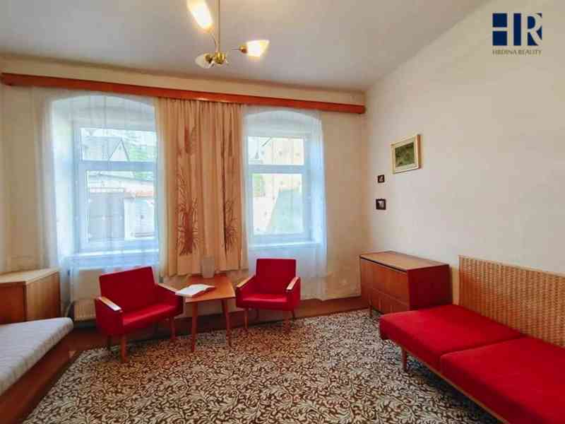 Prodej rodinného domu 3+1 v městě Jemnice - foto 2