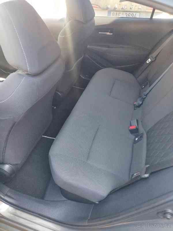 Toyota Corolla 1,8 - foto 8
