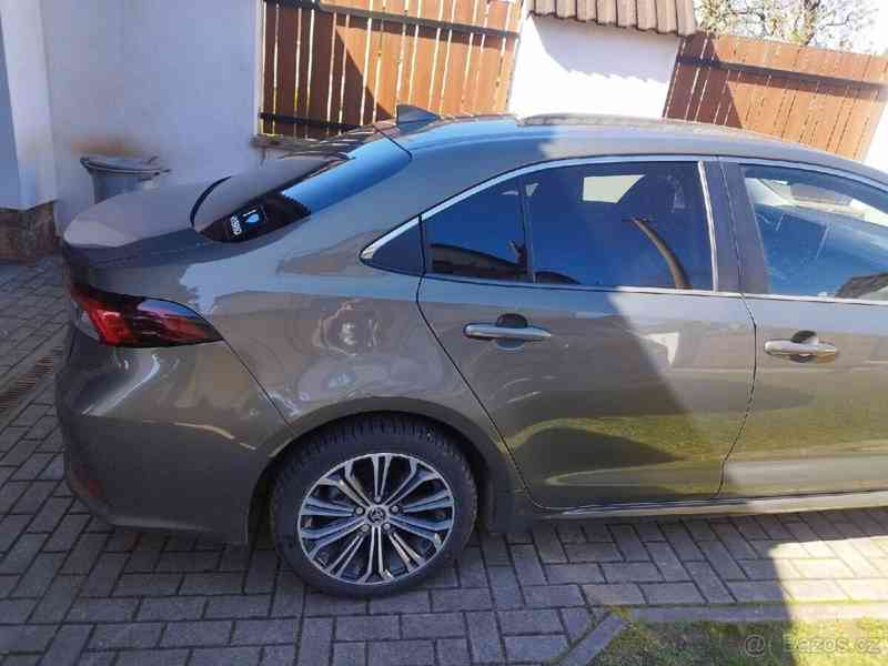 Toyota Corolla 1,8 - foto 7