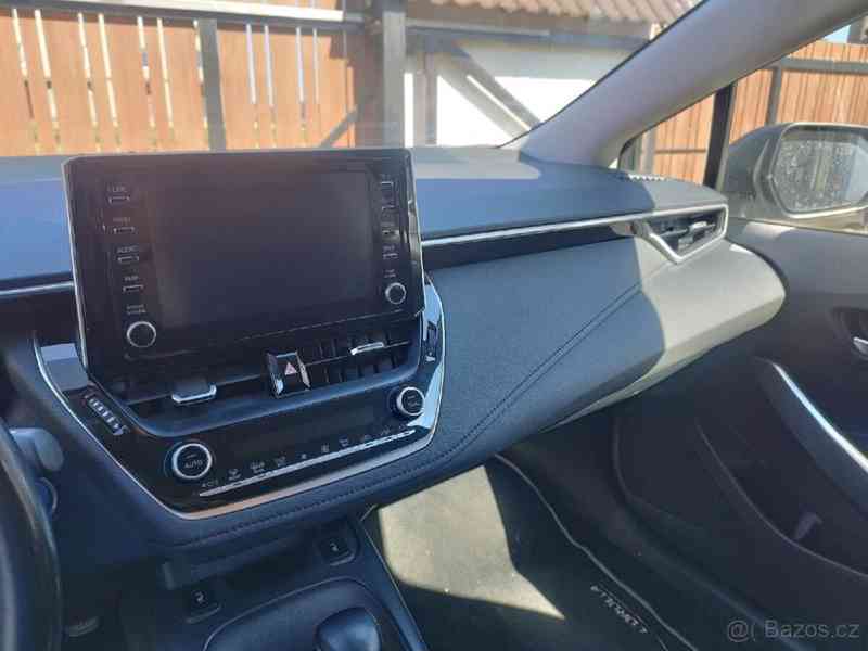 Toyota Corolla 1,8 - foto 3