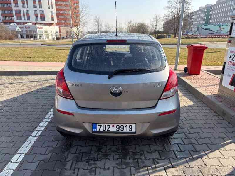 Hyundai i20 1,3 - foto 5