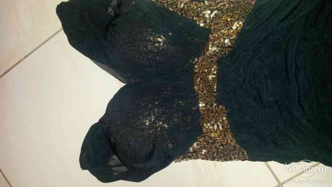 Černo zlaté šaty - foto 2
