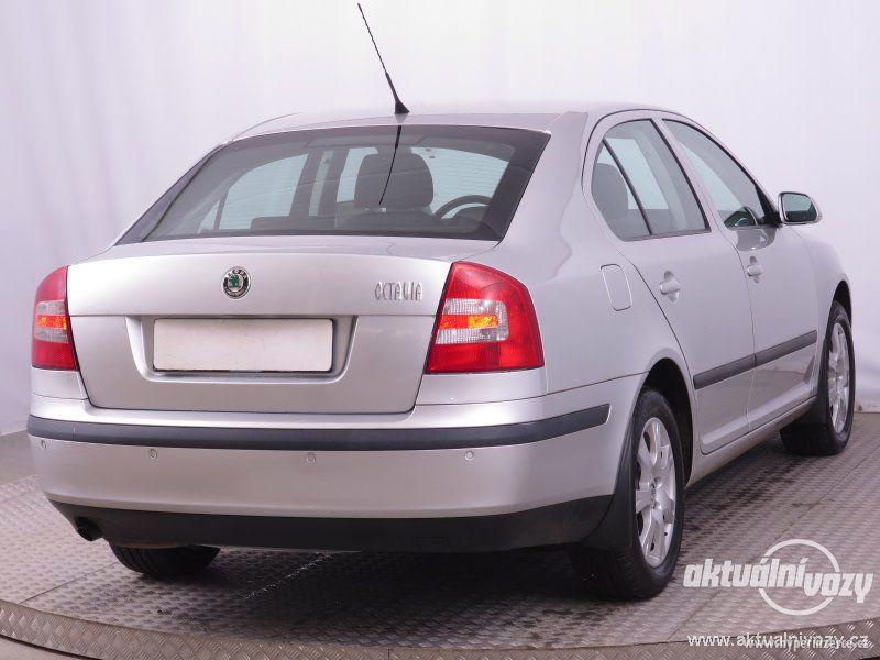 Škoda Octavia 1.6, benzín, vyrobeno 2006 - foto 17