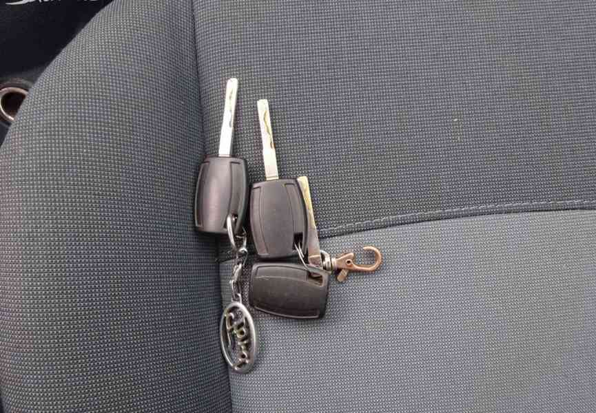 Ford Fiesta, 1.25i r.v.-2009 44 KW (DĚDICTVÍ) - foto 14