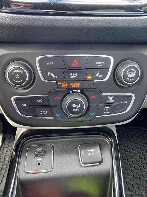 Jeep Compass 1.4, r.v. 2019 - foto 5