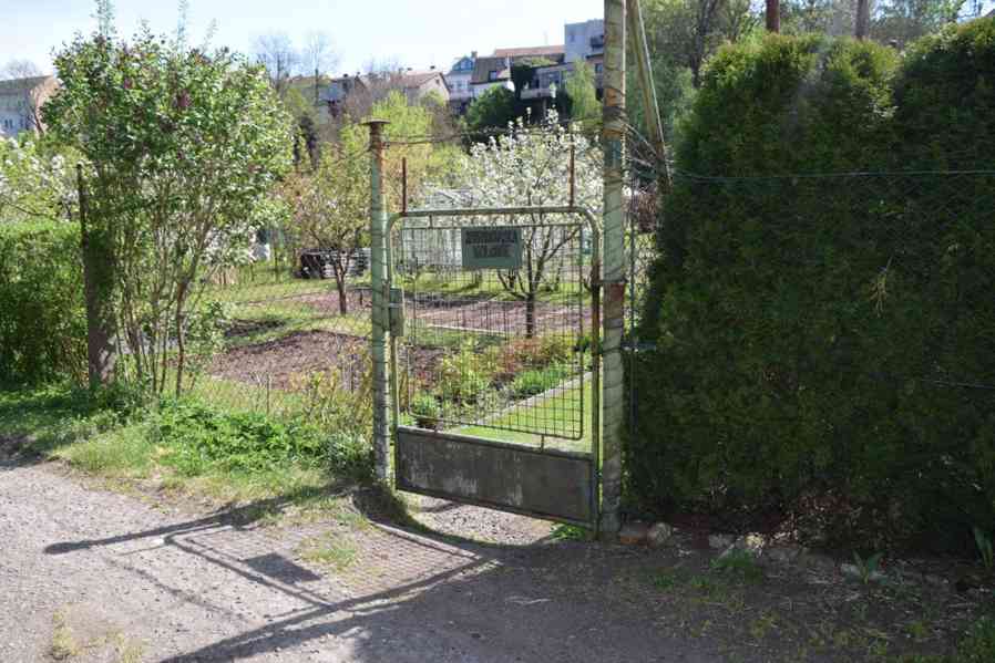 Prodej zahrádky v centru Dvora Králové n.l. - foto 14