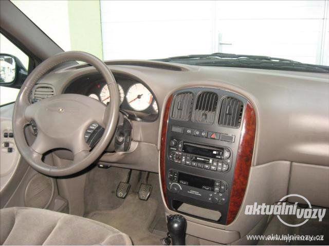 Chrysler Voyager 2.5, nafta, rok 2002, el. okna, STK, centrál, klima - foto 17