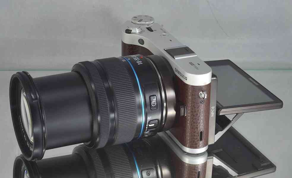 Samsung NX300+NX18-55mm 20,3Mpx*Full HDV*Wi-Fi/NFC - foto 7