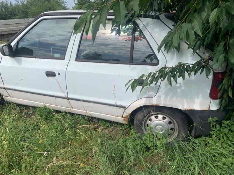 Položka č. 11 – Osobní automobil Škoda Felicia - foto 5