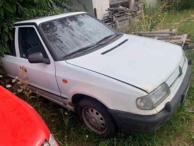 Položka č. 11 – Osobní automobil Škoda Felicia - foto 3