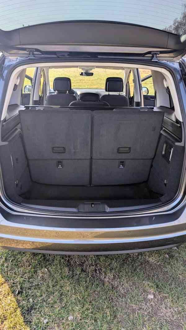 Volkswagen Sharan 1,4   TSI záruka 7/27 - foto 12
