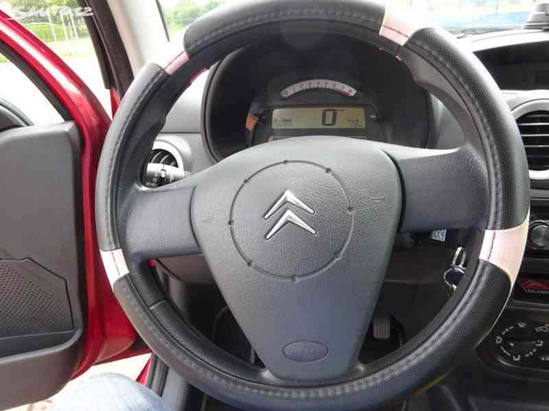 Citroen C3 1.1i r.v.2009 2.Maj.serv.kníž.ČR STK:4/2027 - foto 9