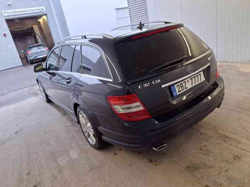 Mercedes-Benz Třídy C 2,0   320cdi 4matic W204 S204 - foto 9