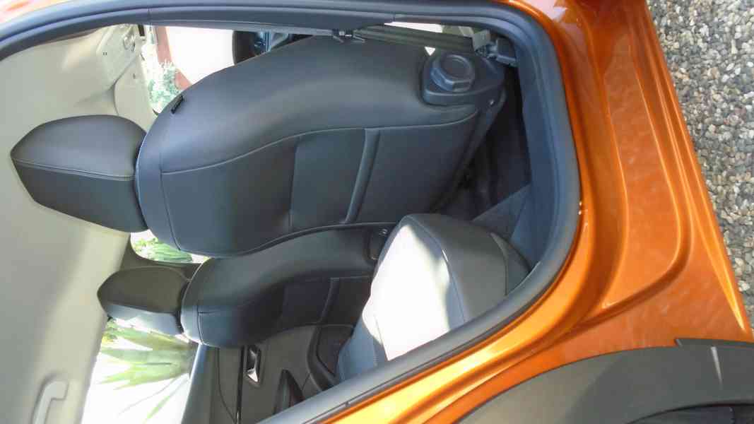 PEUGEOT 2008 Allure 1.5 BlueHDi 81Kw - foto 13