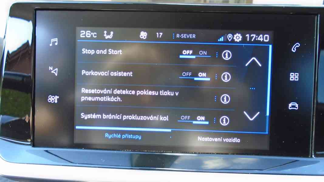 PEUGEOT 2008 Allure 1.5 BlueHDi 81Kw - foto 57