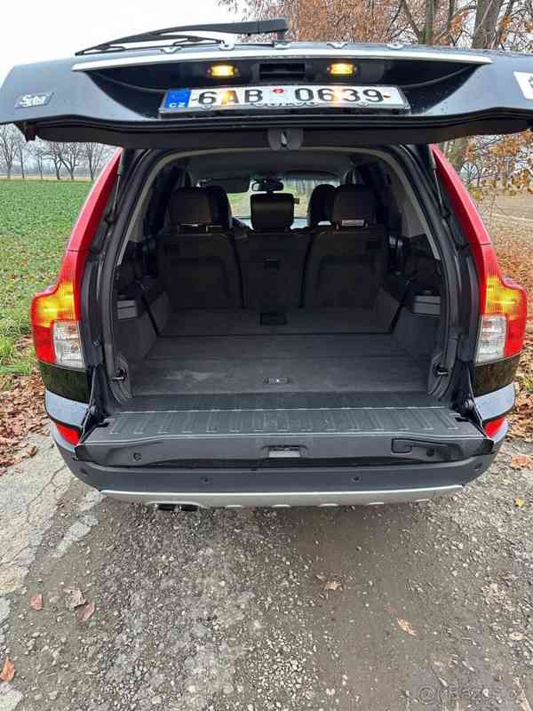 Volvo XC90 2,4 - foto 9