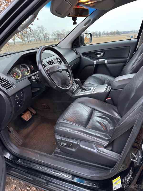 Volvo XC90 2,4 - foto 12
