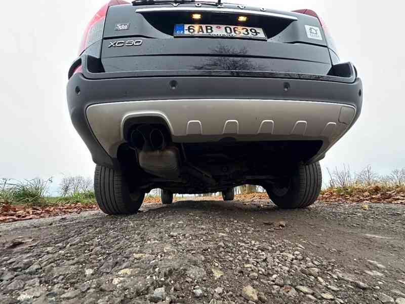 Volvo XC90 2,4 - foto 6