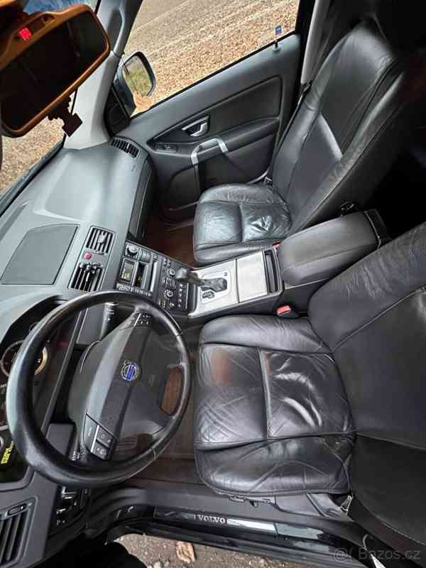 Volvo XC90 2,4 - foto 11